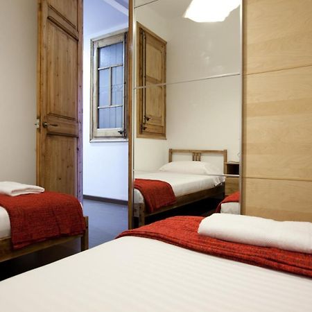 2-Bedroom Apartment For Families Barcellona Esterno foto