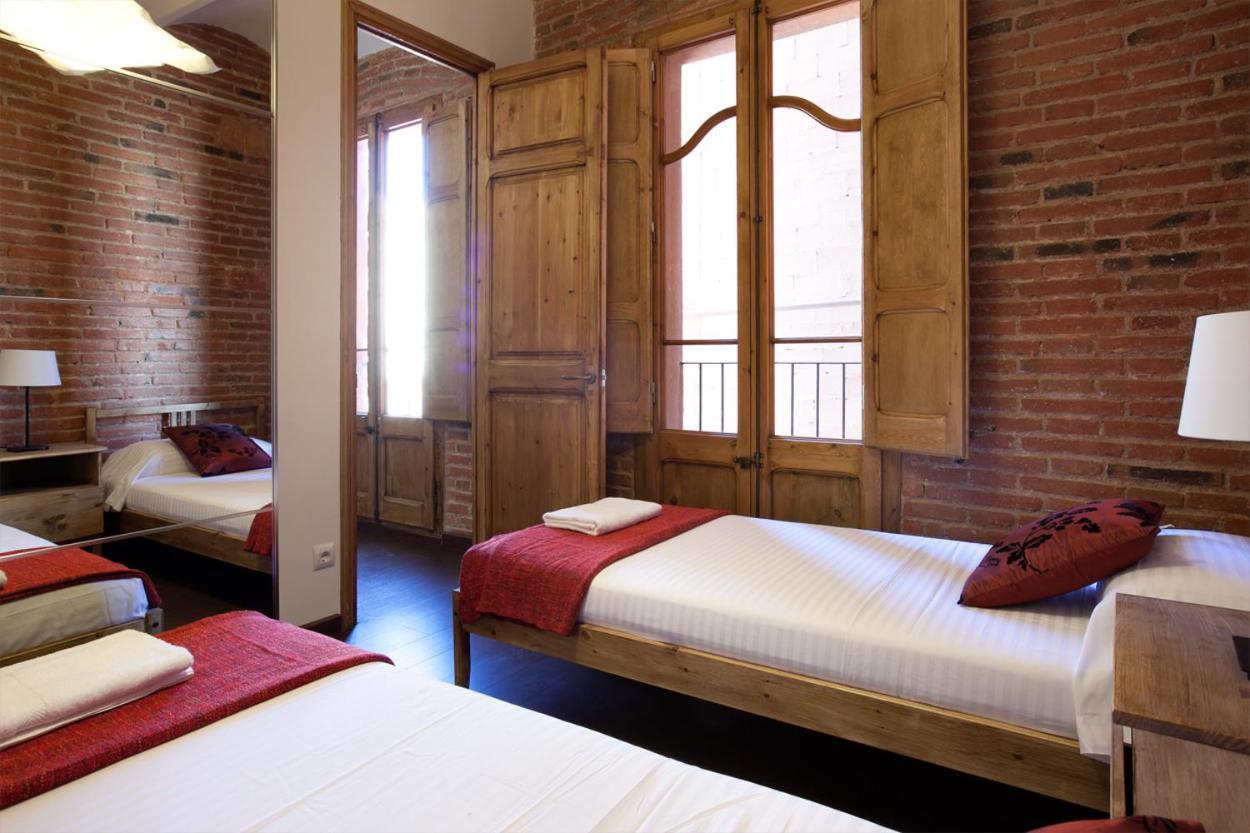 2-Bedroom Apartment For Families Barcellona Esterno foto