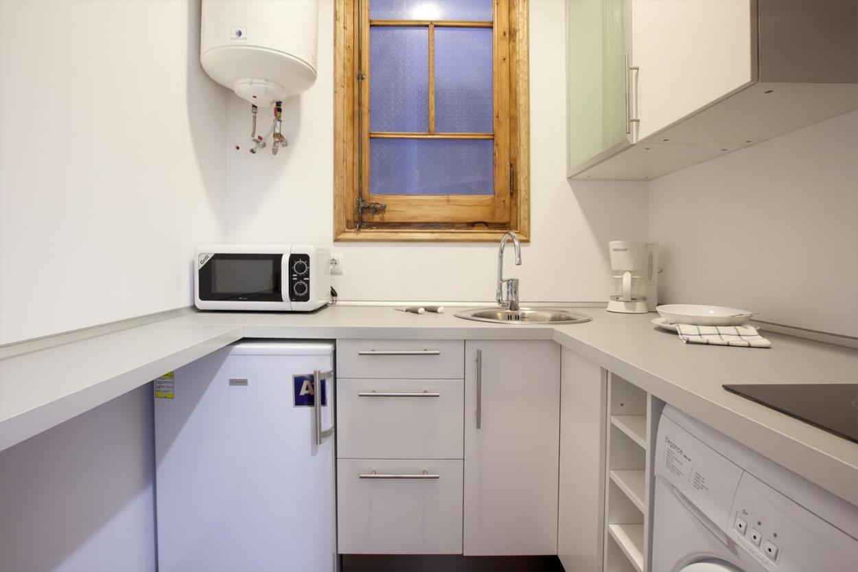 2-Bedroom Apartment For Families Barcellona Esterno foto