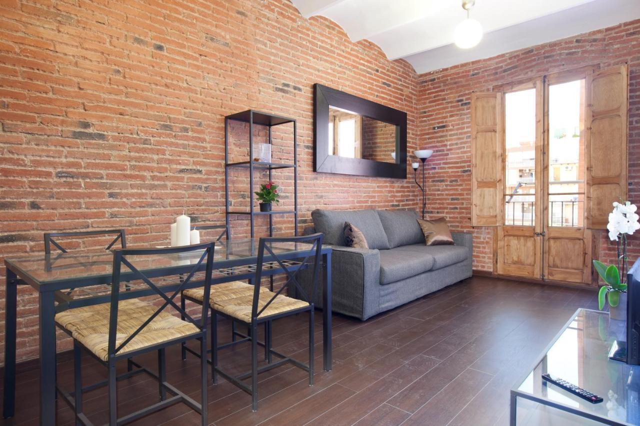 2-Bedroom Apartment For Families Barcellona Esterno foto